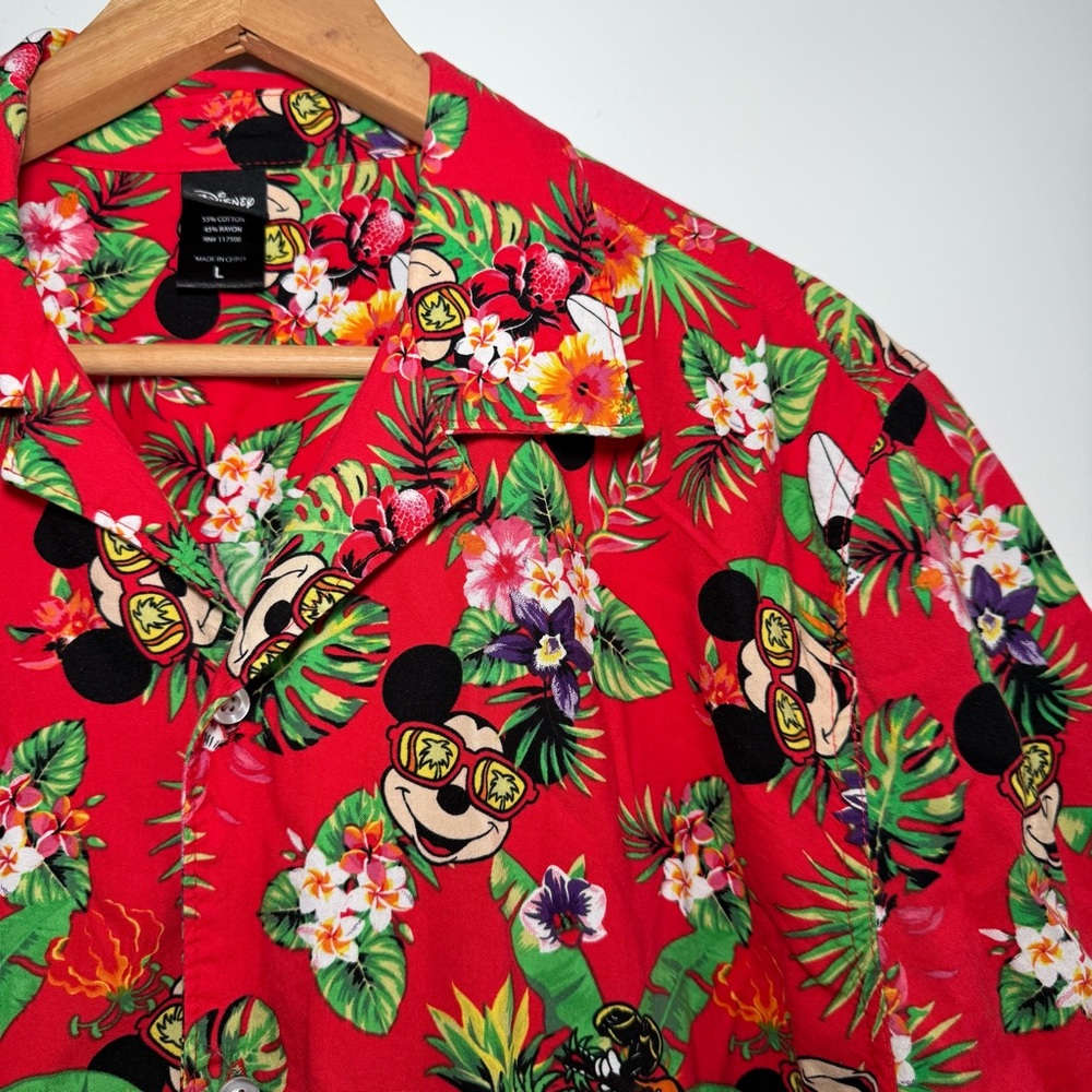 Disney Mickey Mouse Hawaiian Tropical Red Floral Men's Shirt large